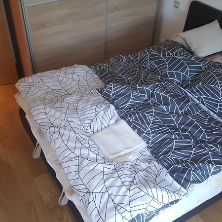 Mir Apartment *
